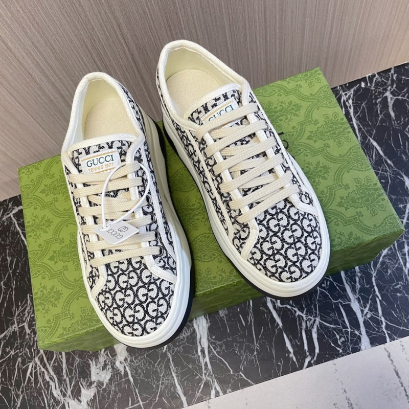 Gucci Sneakers